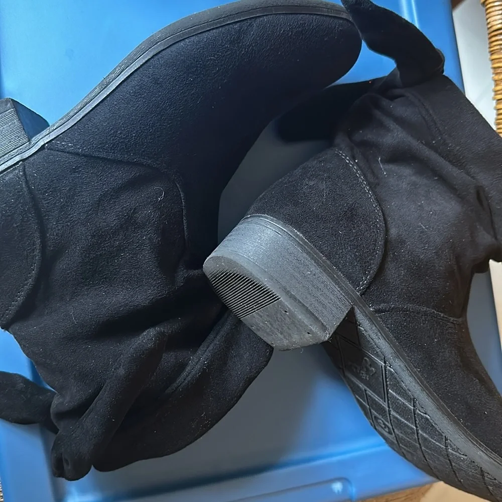 Justice girls size 3 zip black boots